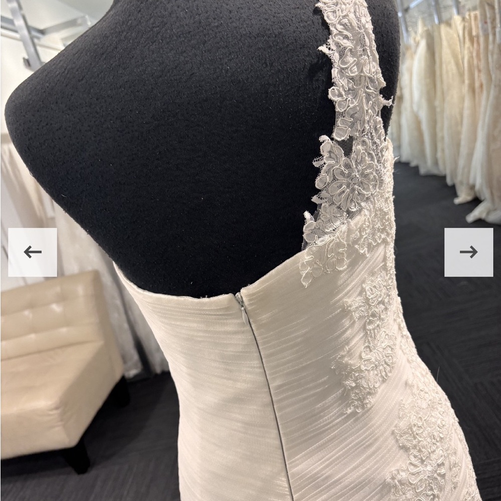 Ivory Mermaid Ruffled Wedding Dress - Picture 3 of 7